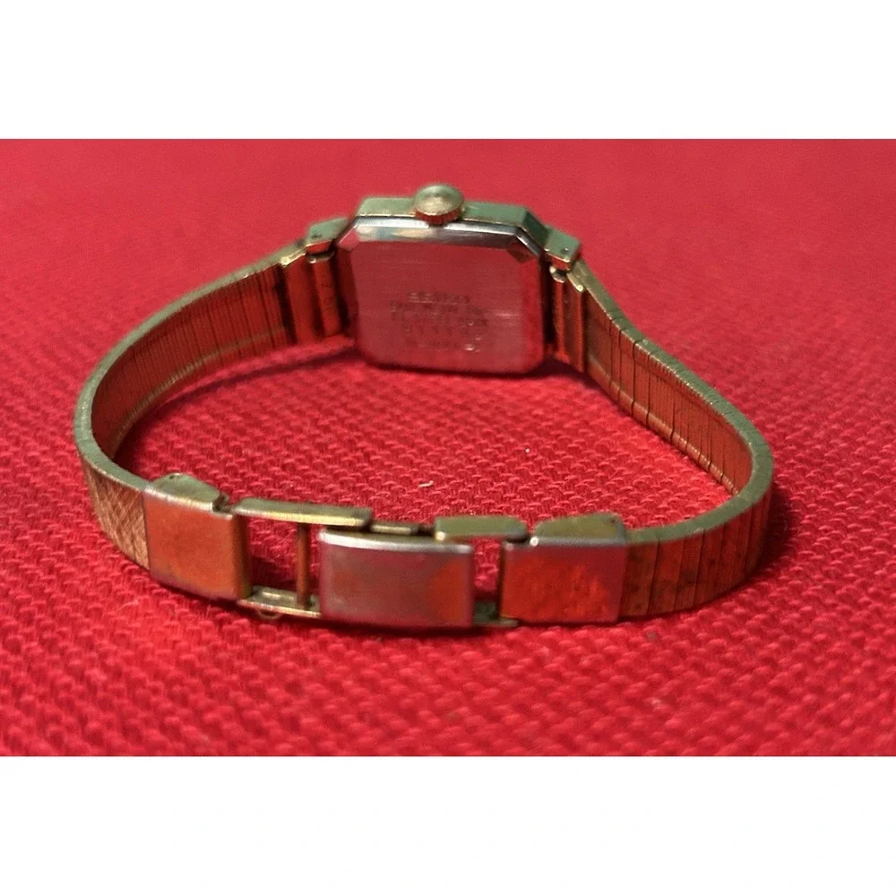 1970 Vintage Seiko Women's Mechanical Wind Watch 11-3649 811192 Gold Tone